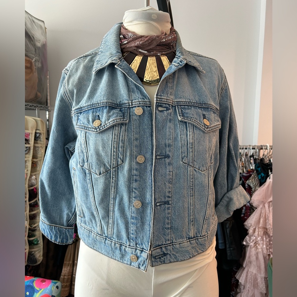 Seven for all mankind denim jacket 3/4 sleeve.
